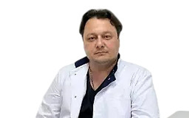 Толстов Игорь Евгеньевич